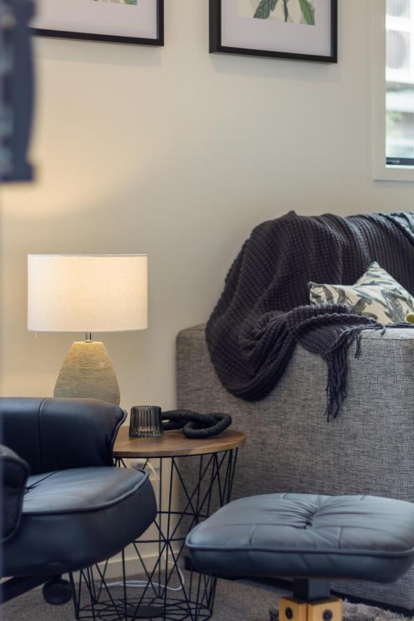 Peaceful Park View Townhouse 2 Bed W/Carpark Διαμέρισμα Κράισττσερτς Εξωτερικό φωτογραφία