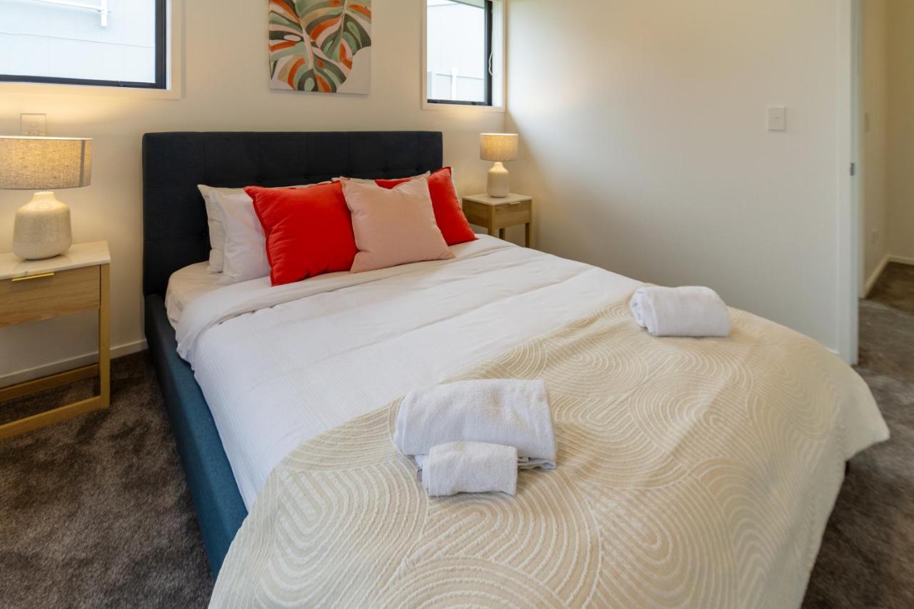 Peaceful Park View Townhouse 2 Bed W/Carpark Διαμέρισμα Κράισττσερτς Εξωτερικό φωτογραφία
