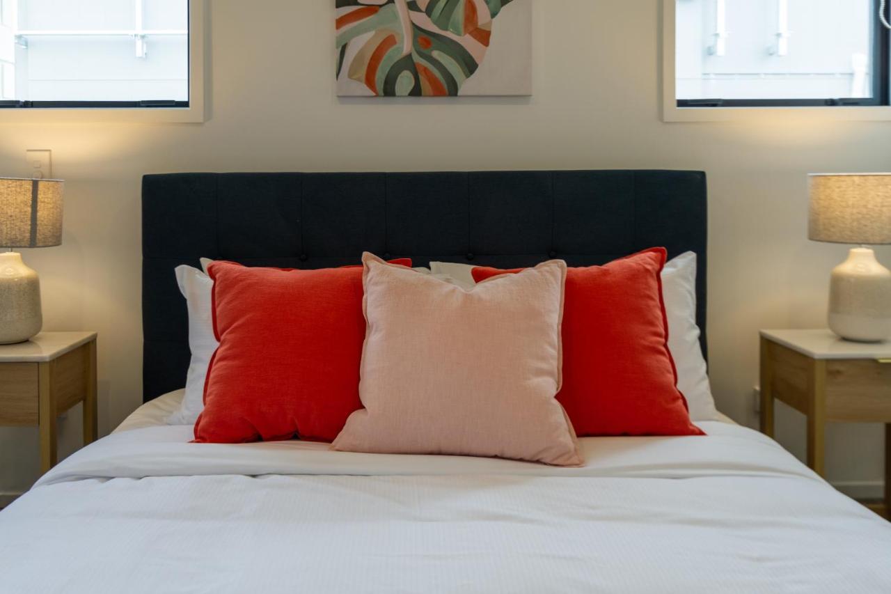 Peaceful Park View Townhouse 2 Bed W/Carpark Διαμέρισμα Κράισττσερτς Εξωτερικό φωτογραφία