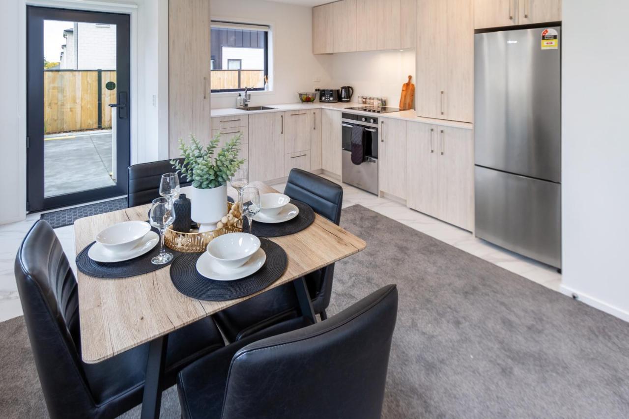 Peaceful Park View Townhouse 2 Bed W/Carpark Διαμέρισμα Κράισττσερτς Εξωτερικό φωτογραφία